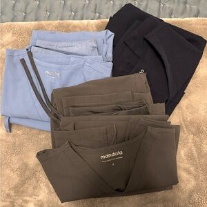 3 pairs of Mandala scrubs sets